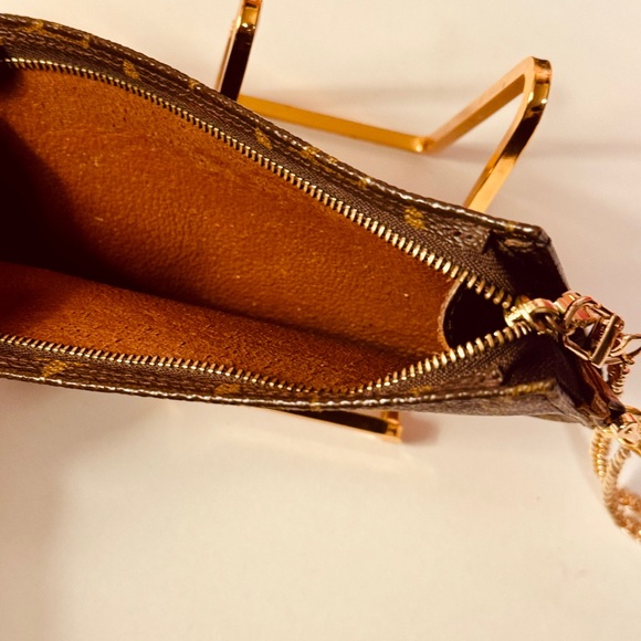 Louis Vuitton Monogram Vintage Brown Pouch Chain - Picture 11 of 15